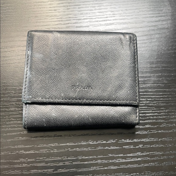 Handbags - Free Prada  Follow IG @zaddy_waleed